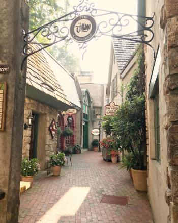 40161728_1177614042380313_1384557938512756736_o